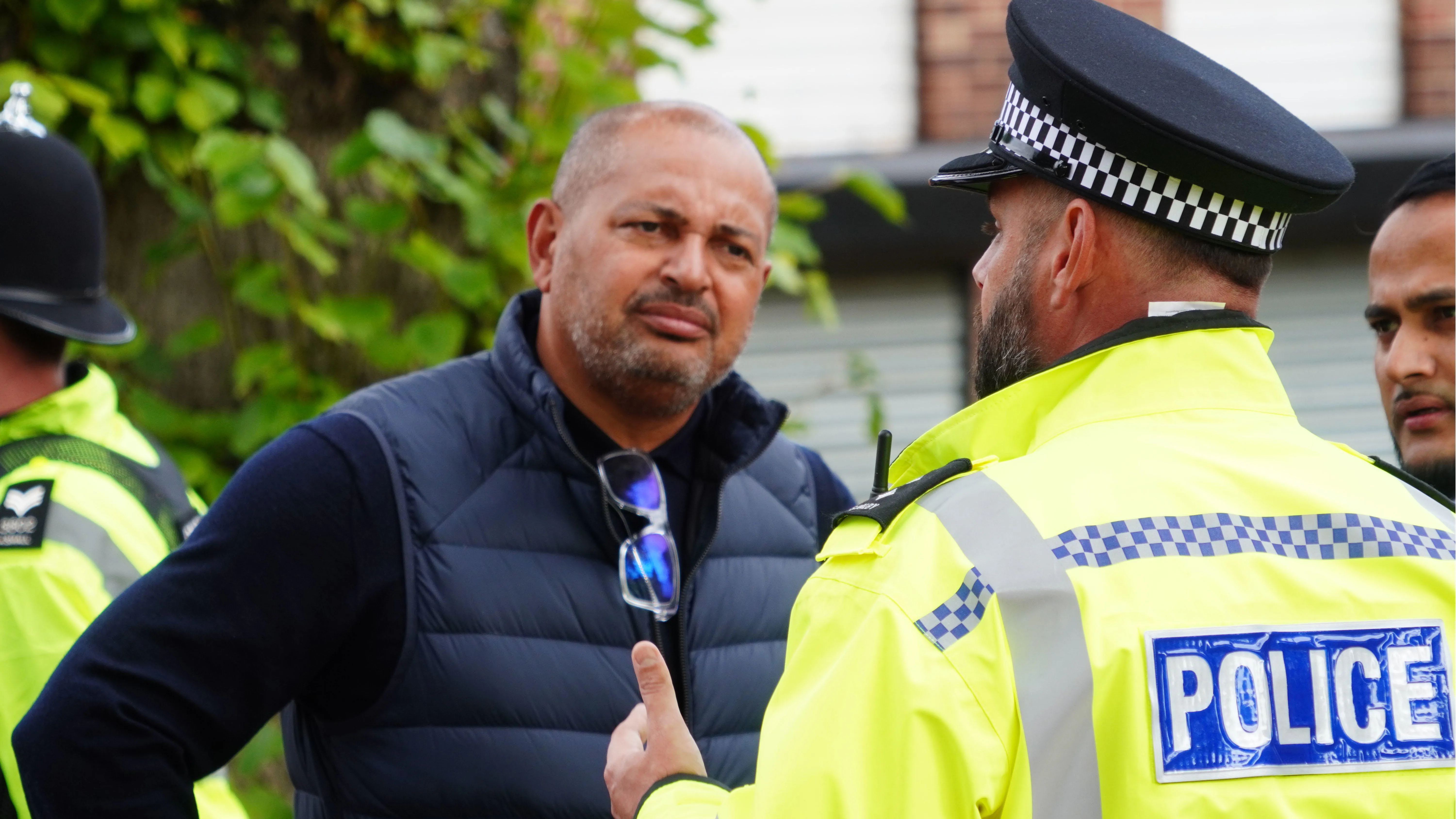 PCC Gary Godden with a Nottinghamshire Police officer