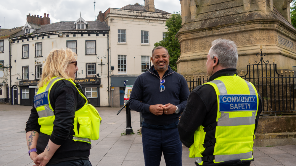 Commissioner Godden with Community Safety Officers in Mansfield Commissioner Godden with Community Safety Officers in Mansfield