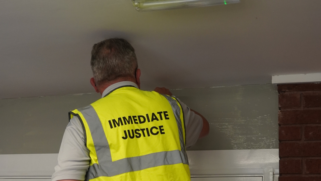 Service user painting